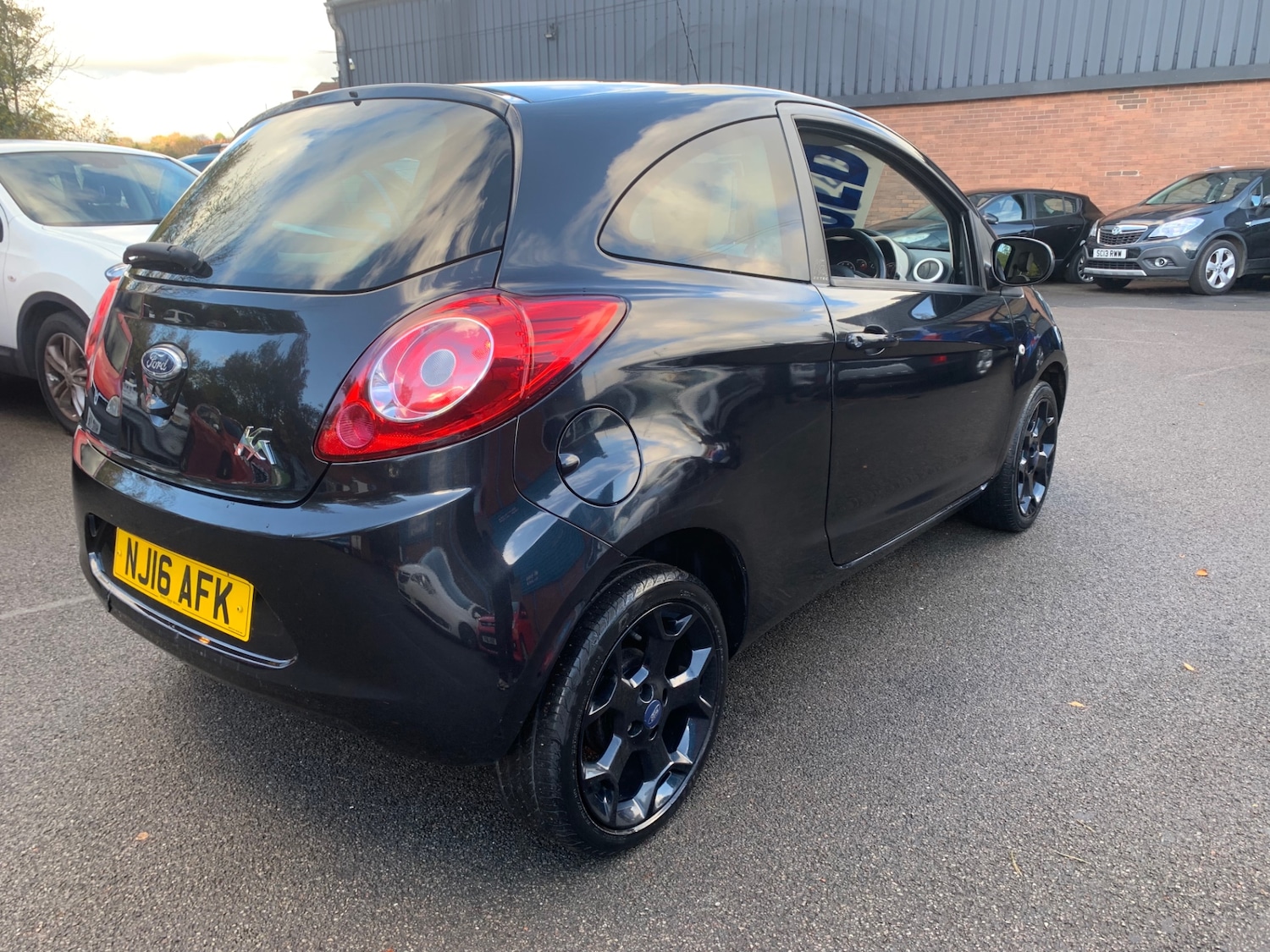 Used Ford Ka 2016 for sale - 76517908: Photo 2