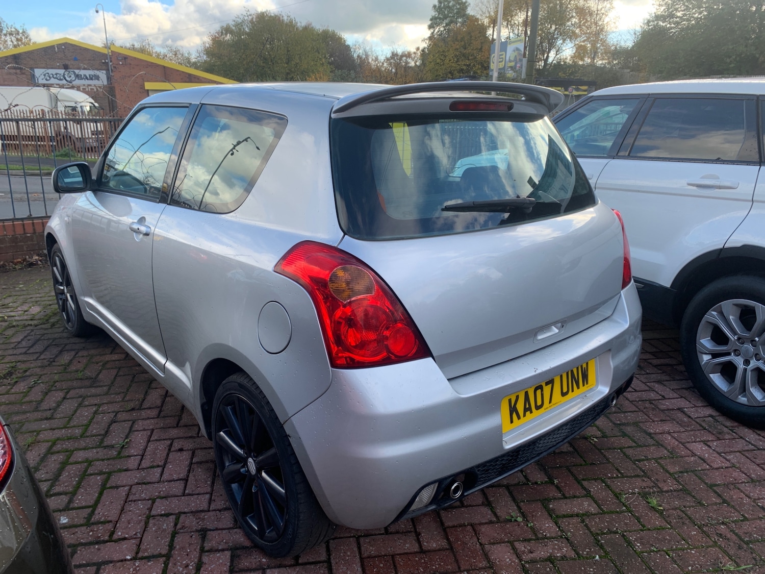 Used Suzuki Swift 2007 for sale - 76517919: Photo 3