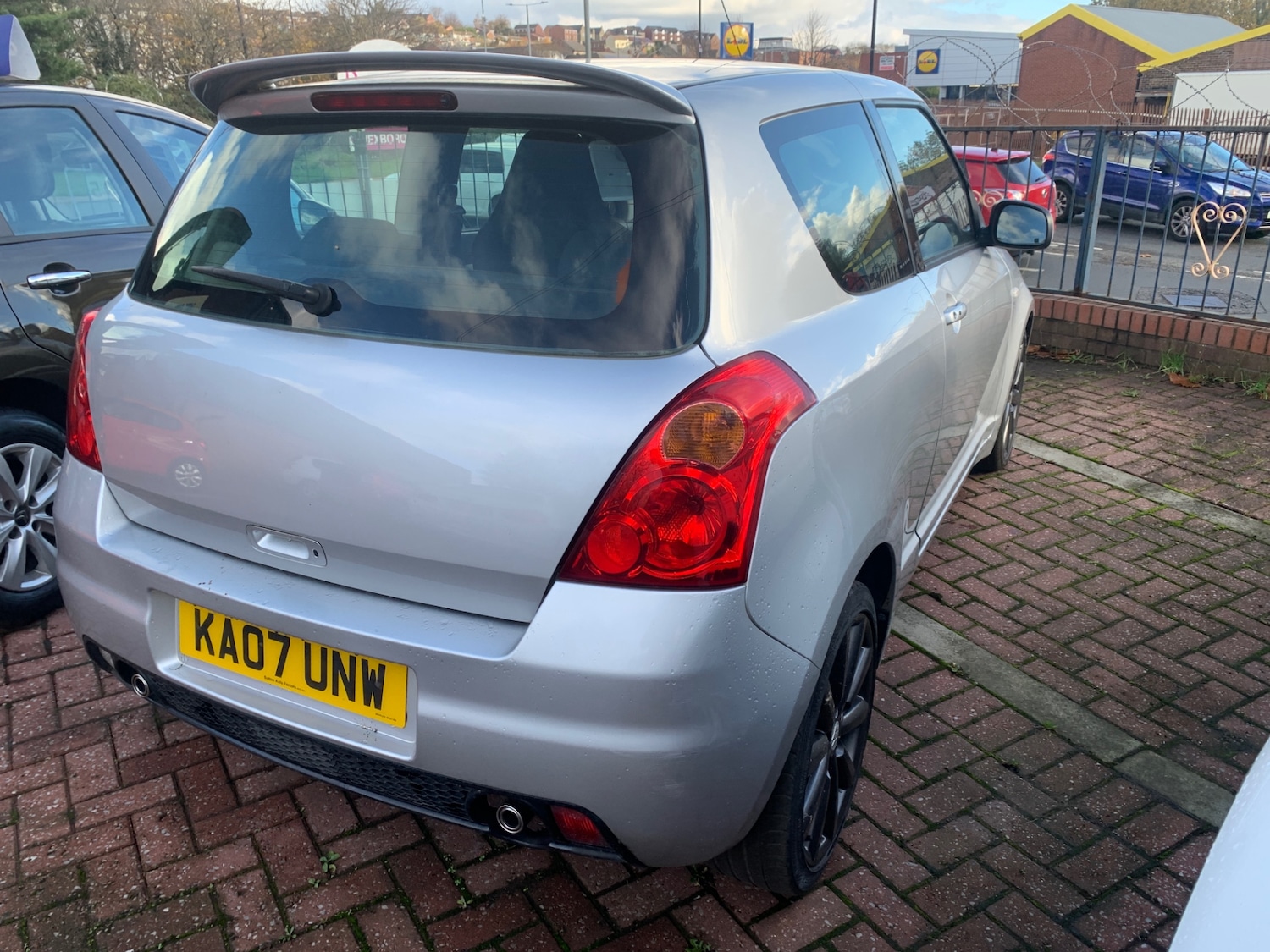 Used Suzuki Swift 2007 for sale - 76517919: Photo 4