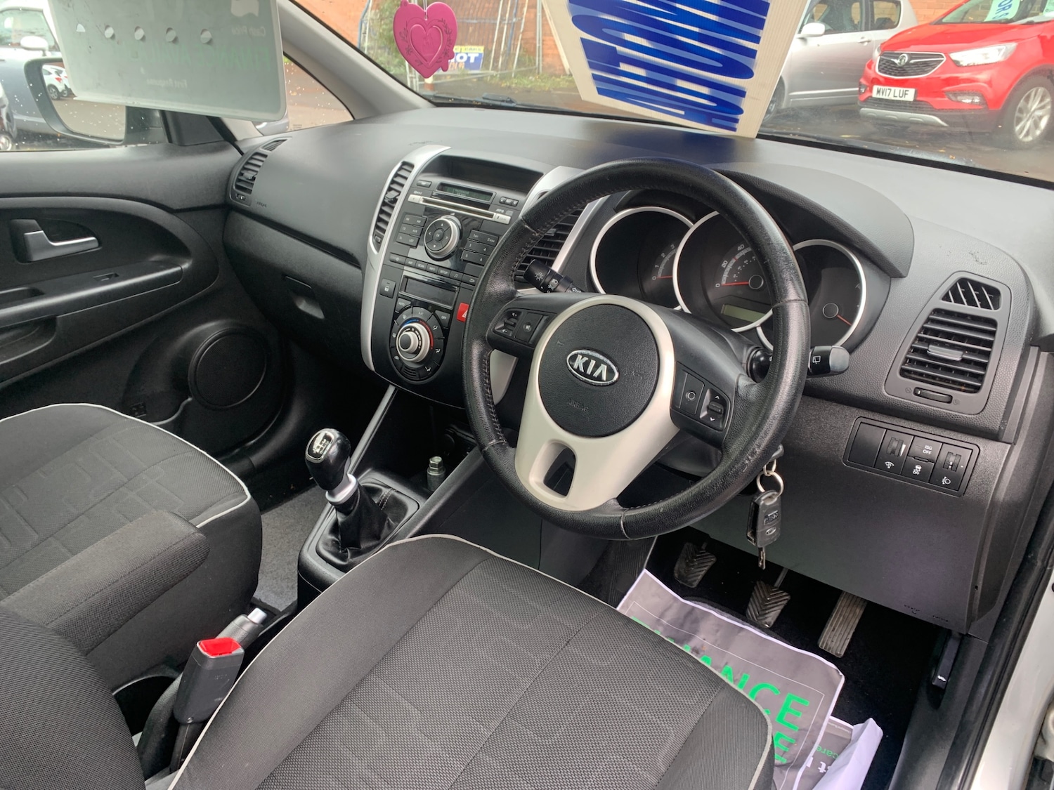 Used Kia Venga 2010 for sale - 76170941: Photo 7