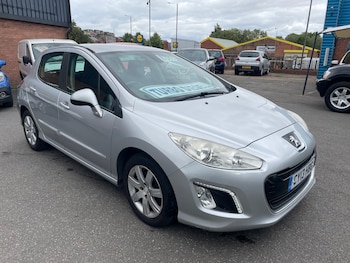 Used Peugeot 308 2013 for sale - 79456811: Photo