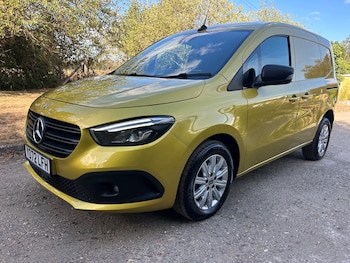 Used Mercedes-Benz Citan 2023 for sale - 79453775: Photo