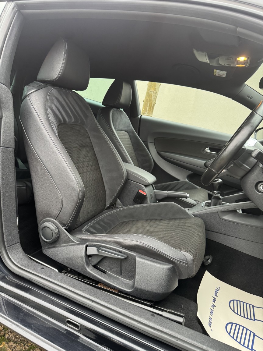 Used Volkswagen Scirocco 2016 for sale - 77656390: Photo 11