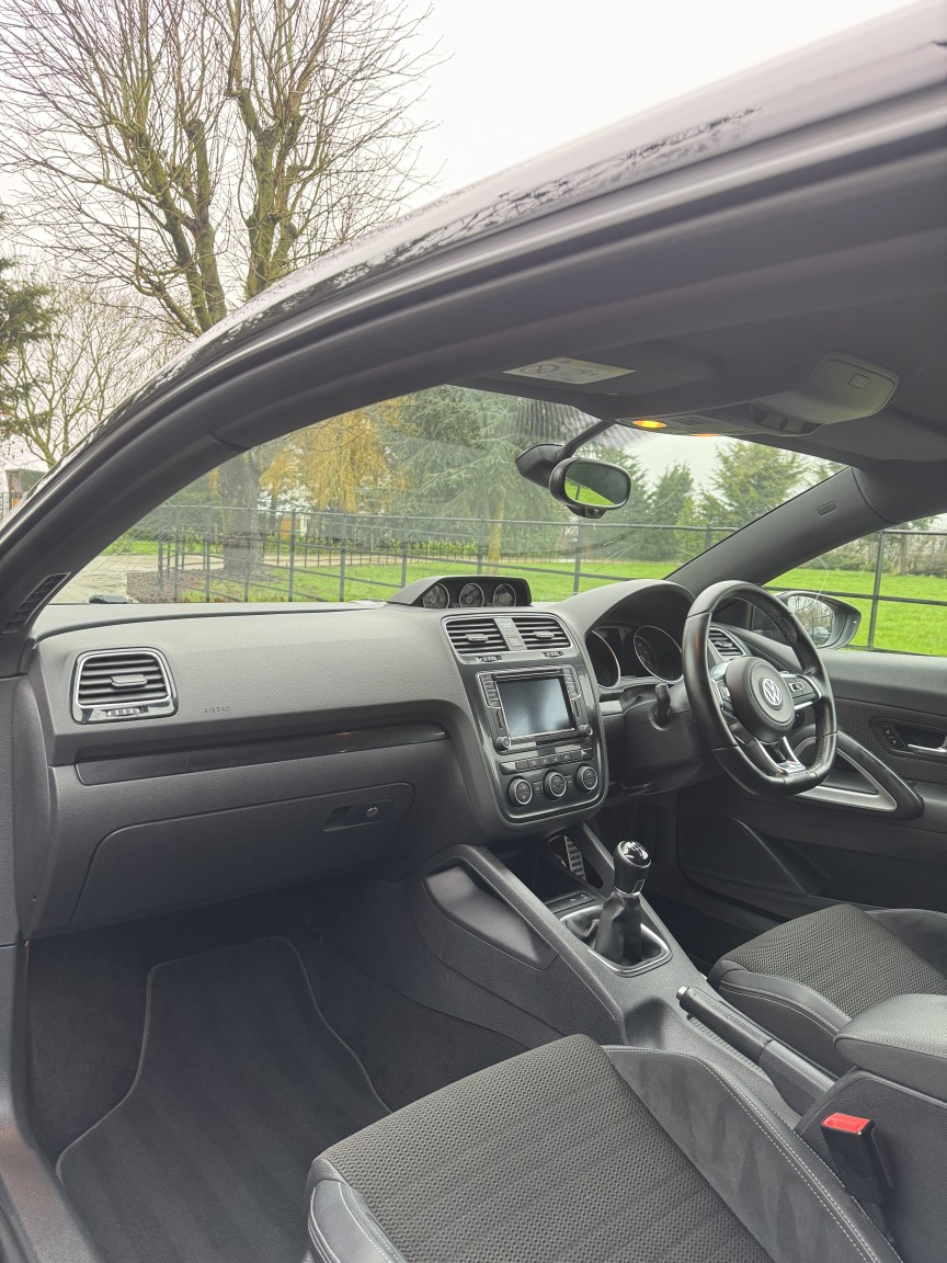 Used Volkswagen Scirocco 2016 for sale - 77656390: Photo 16