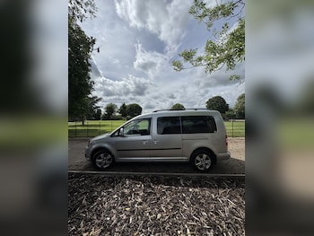 Used Volkswagen Caddy Maxi Life 2013 for sale - 78840990: Photo