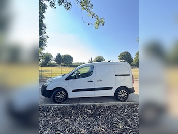 Used Peugeot Partner 2018 for sale - 79162240: Photo