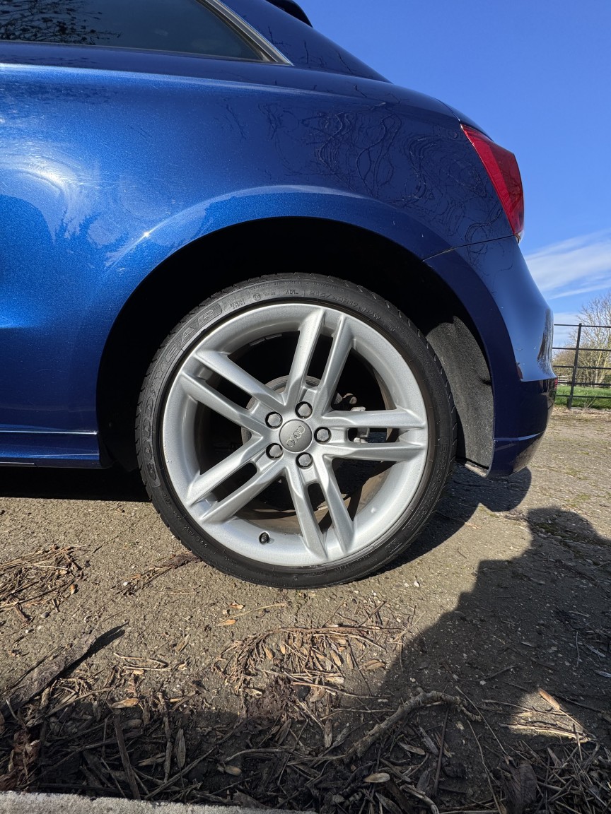 Used Audi A1 2012 for sale - 77931316: Photo 12