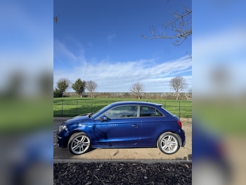 Used Audi A1 2012 for sale - 77931316: Photo