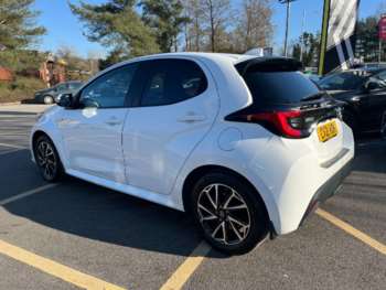 Used Toyota Yaris 2021 for sale - 74067760: Photo