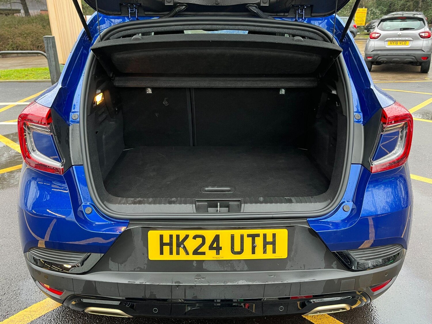 Vehicle 21