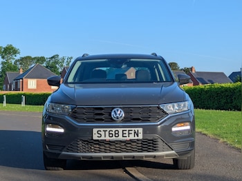 Used Volkswagen T-Roc 2018 for sale - 78699747: Photo