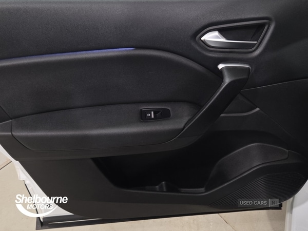 Used Renault Captur 2023 for sale - 77884253: Photo 46