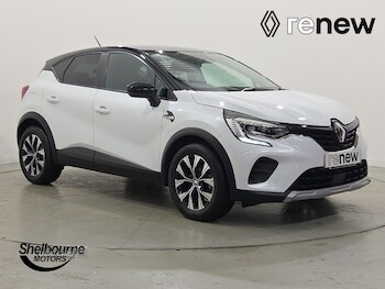 Used Renault Captur 2022 for sale - 76965927: Photo
