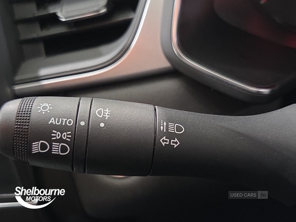 Used Renault Captur 2022 for sale - 76965927: Photo 6