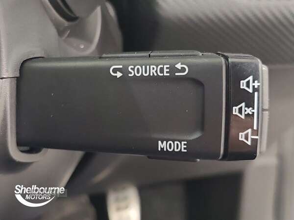 Used Renault Clio 2022 for sale - 76729197: Photo 32