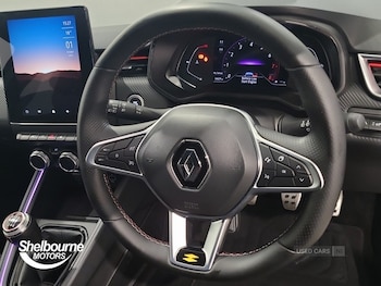 Used Renault Clio 2022 for sale - 76729197: Photo