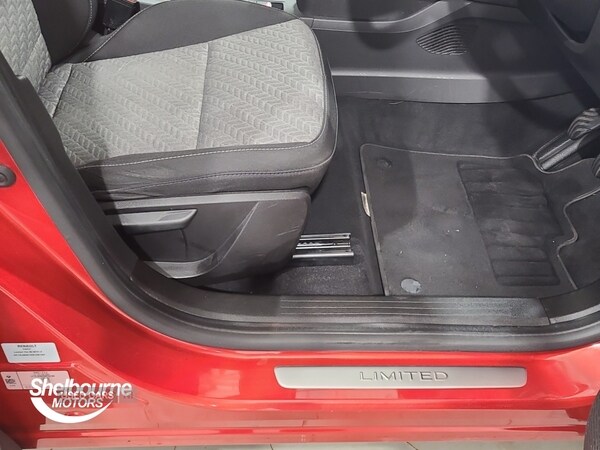 Used Renault Captur 2022 for sale - 76175910: Photo 8