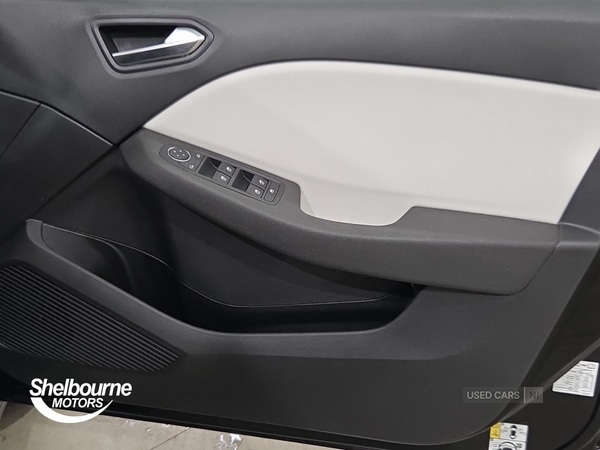 Used Renault Clio 2023 for sale - 77893318: Photo 35