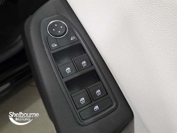 Used Renault Clio 2023 for sale - 77893318: Photo 36