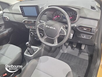 Used Dacia Sandero Stepway 2026 for sale - 79522011: Photo