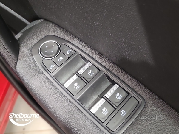 Used Renault Captur 2024 for sale - 76419385: Photo 47