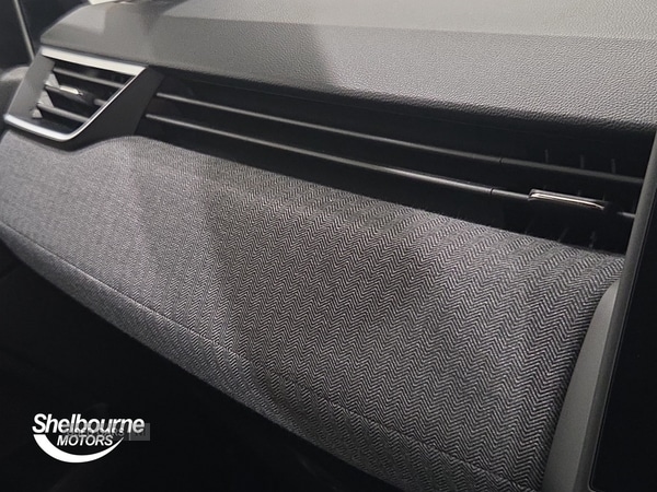 Used Renault Clio 2025 for sale - 77156910: Photo 18