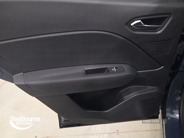 Used Renault Captur 2023 for sale - 77075110: Photo 47