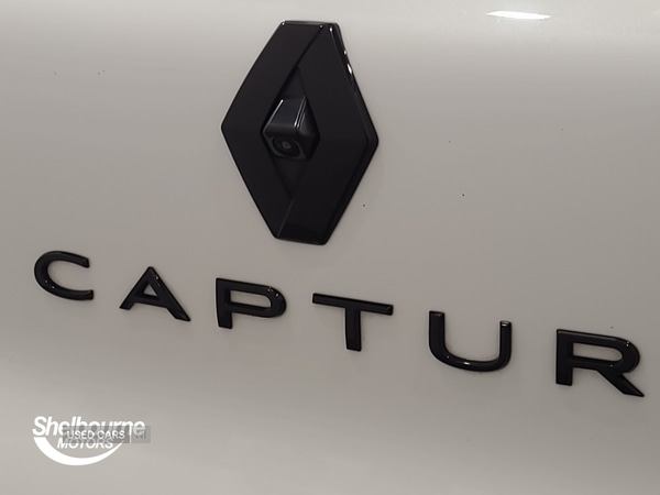 Used Renault Captur 2022 for sale - 76646889: Photo 42