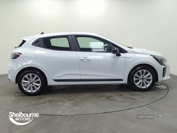 Used Renault Clio 2025 for sale - 76667772: Photo