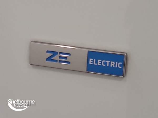 Used Renault Zoe 2022 for sale - 76927358: Photo 39