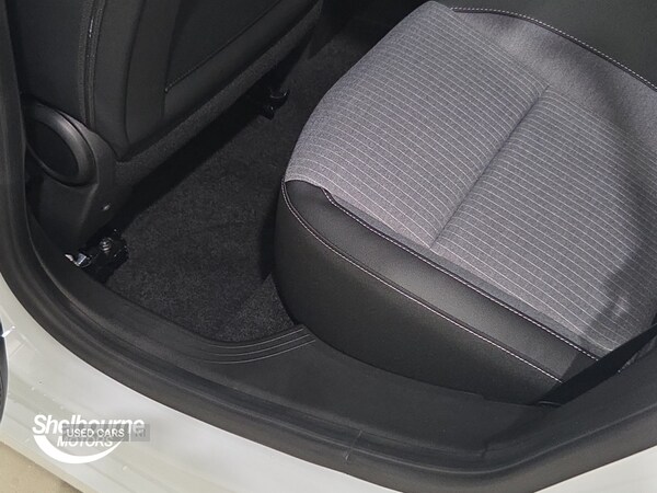 Used Renault Clio 2025 for sale - 77156924: Photo 10