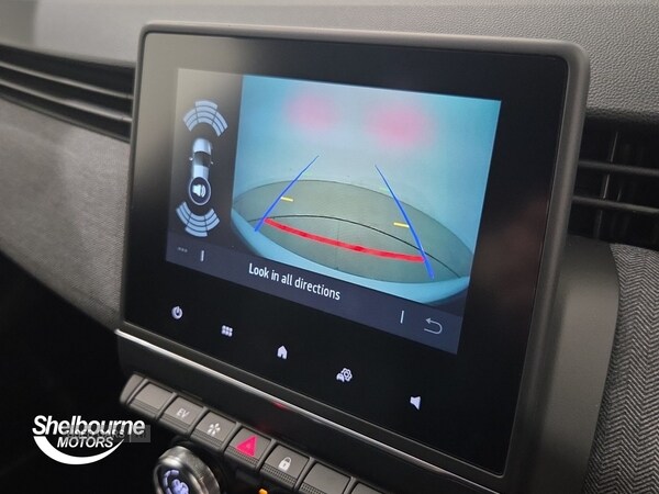 Used Renault Clio 2025 for sale - 77156924: Photo 40