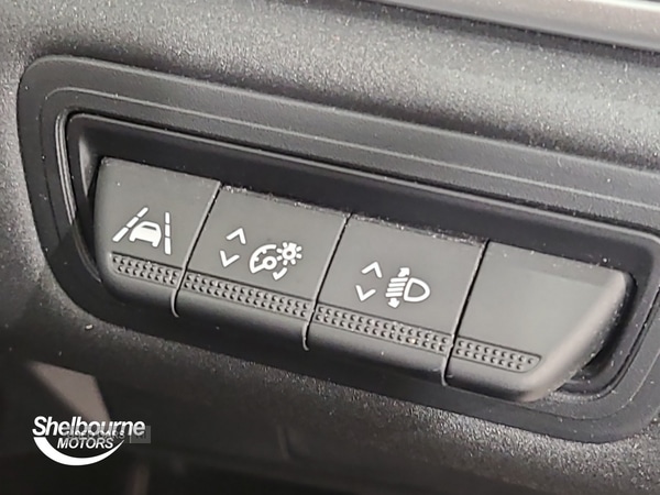 Used Renault Captur 2022 for sale - 77163713: Photo 5