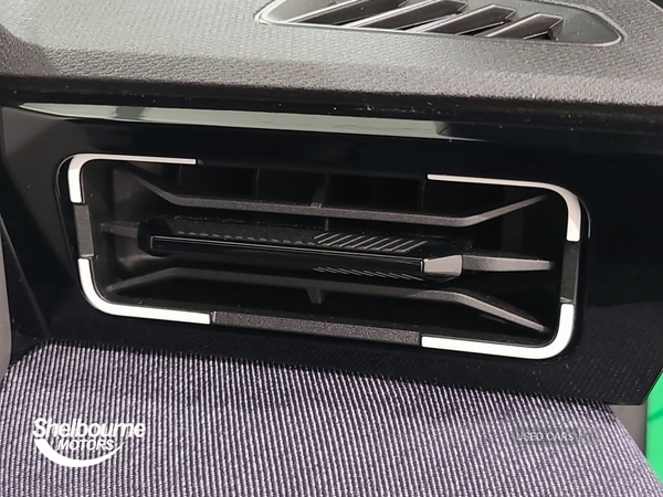 Used Renault 5 2025 for sale - 76927407: Photo 29