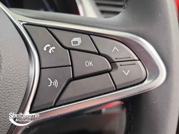 Used Renault Captur 2022 for sale - 76729245: Photo 31
