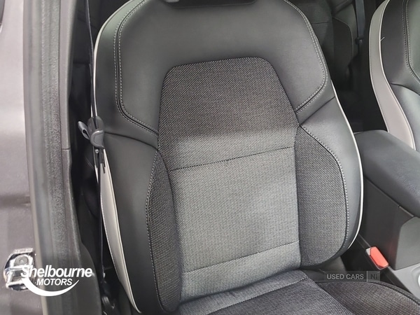 Used Renault Captur 2022 for sale - 76702568: Photo 28