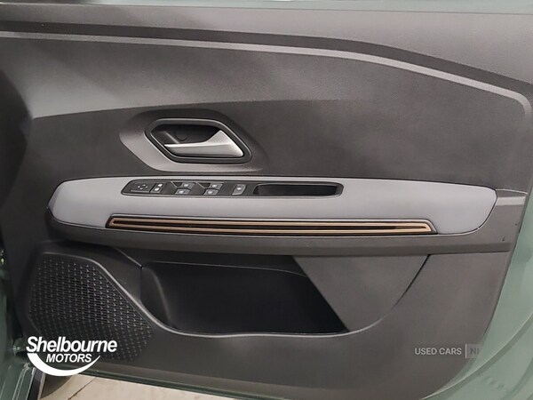 Used Dacia Sandero Stepway 2024 for sale - 76500257: Photo 32