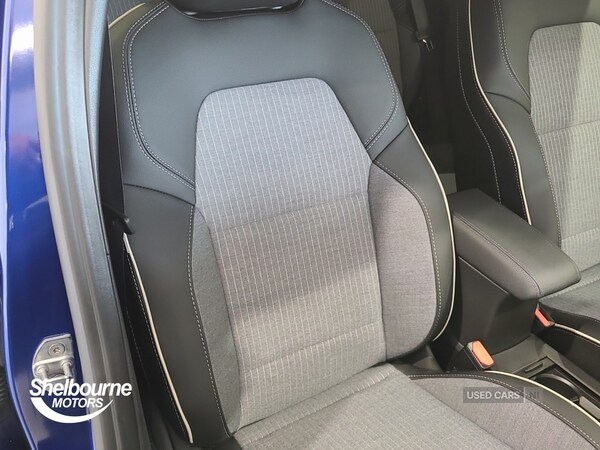 Used Renault Clio 2025 for sale - 76523068: Photo 37