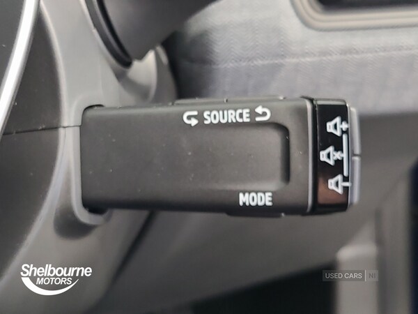 Used Renault Clio 2025 for sale - 76523068: Photo 42