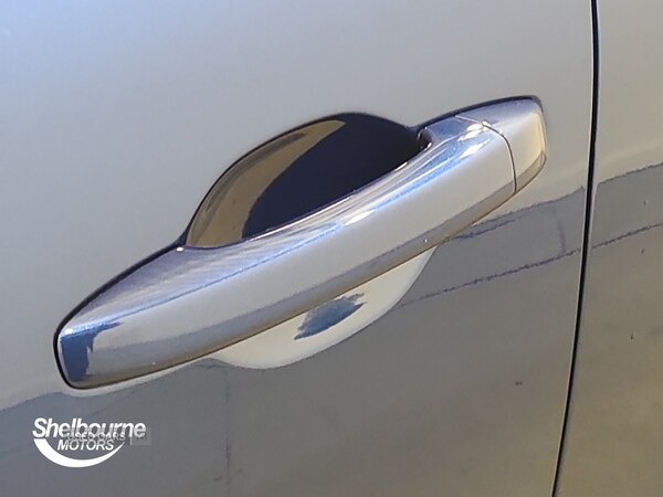 Used Renault Clio 2025 for sale - 76523068: Photo 46