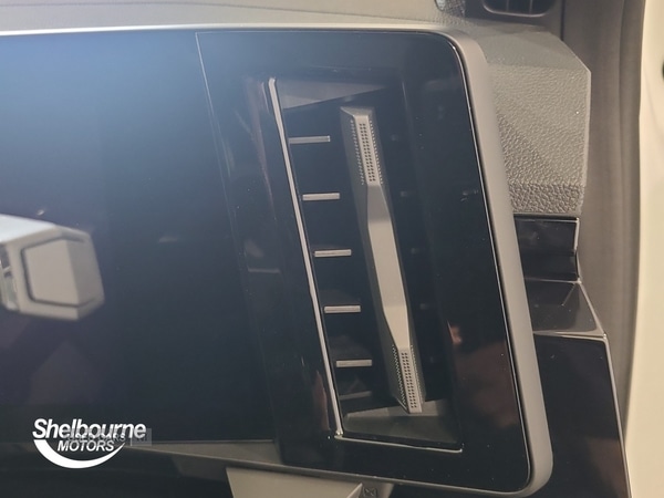 Used Renault Other 2025 for sale - 76646789: Photo 29