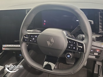 Used Renault Austral 2025 for sale - 76284592: Photo