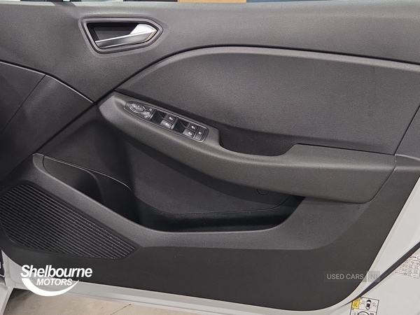 Used Renault Clio 2022 for sale - 76977163: Photo 28