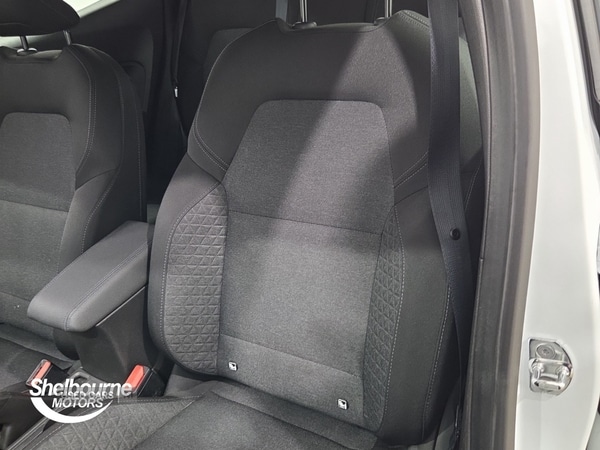 Used Renault Clio 2022 for sale - 76977163: Photo 37