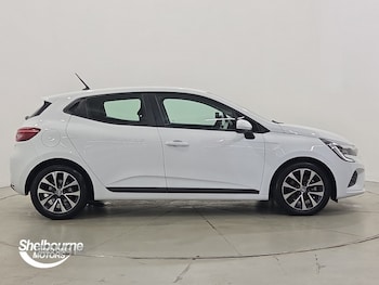 Used Renault Clio 2022 for sale - 76977163: Photo