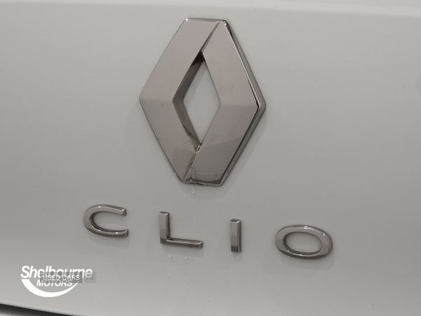 Used Renault Clio 2022 for sale - 76977163: Photo 40