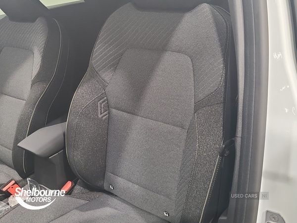 Used Renault Captur 2025 for sale - 76378368: Photo 34