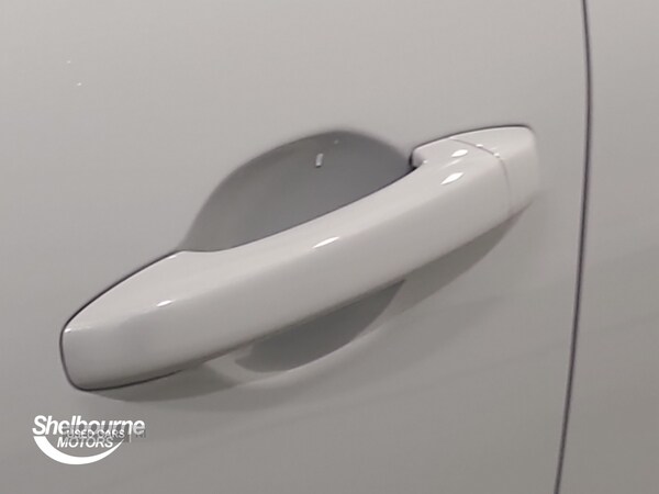 Used Renault Clio 2025 for sale - 76371973: Photo 32