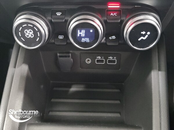 Used Renault Clio 2024 for sale - 76260666: Photo 30