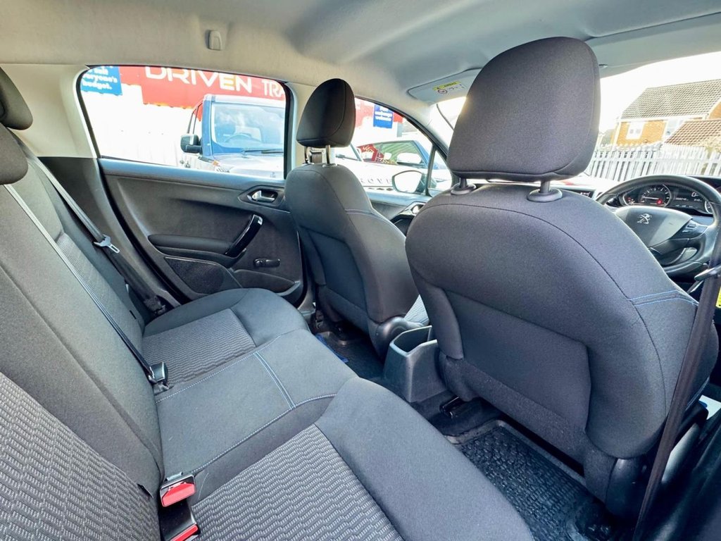 Used Peugeot 208 2018 for sale - 77820585: Photo 13